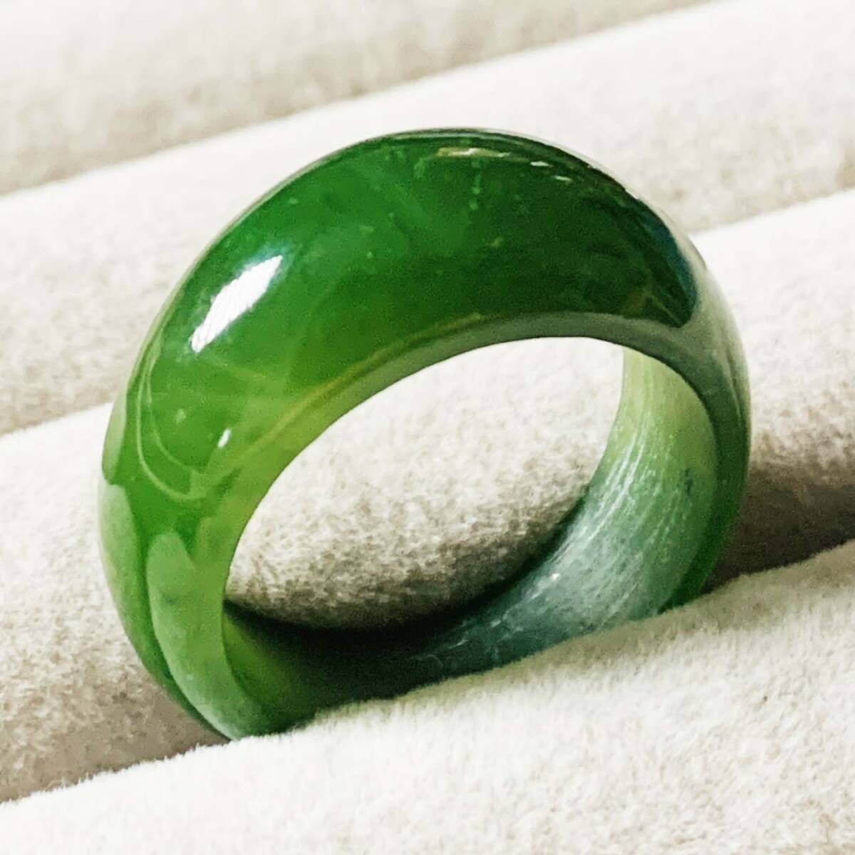 美品 天然翡翠 指輪リング サイズ約#16 No.5853(指輪)|売買され 美品 天然翡翠 指輪リング サイズ約#16 No.5853(指輪)|売買され