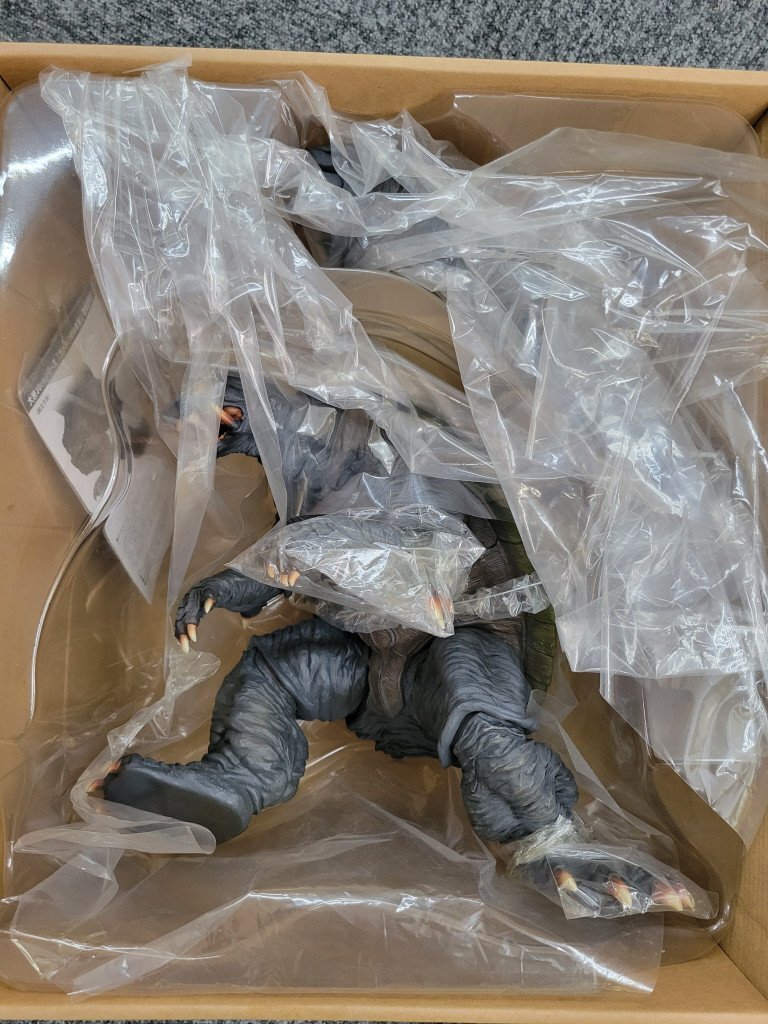 168140。ガメラ2 レギオン襲来 箱入りフィギュア GARAGETOY 特撮 168140。ガメラ2 レギオン襲来 箱入りフィギュア GARAGETOY 特撮