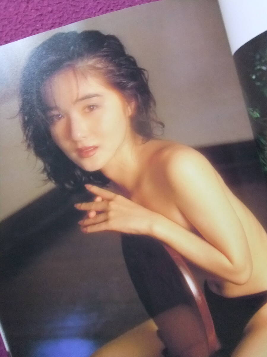 ▲A5844/【アイドル寫真集】/田山真美子寫真集『MASQUERADE/マスカレード/仮面舞踏會(huì)』/帯付き/1992.12.1初版/撮影:眞継敏明▲