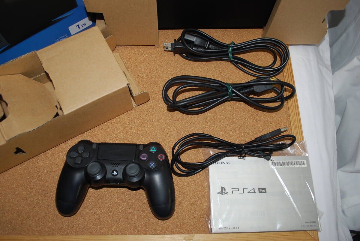 中古品 動作確認＆初期化済み PS4 Pro 本体 SONY PlayStation4