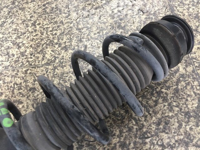VW ポロ DBA-6RCBZ 左フロントストラットLP3G 77540_画像2