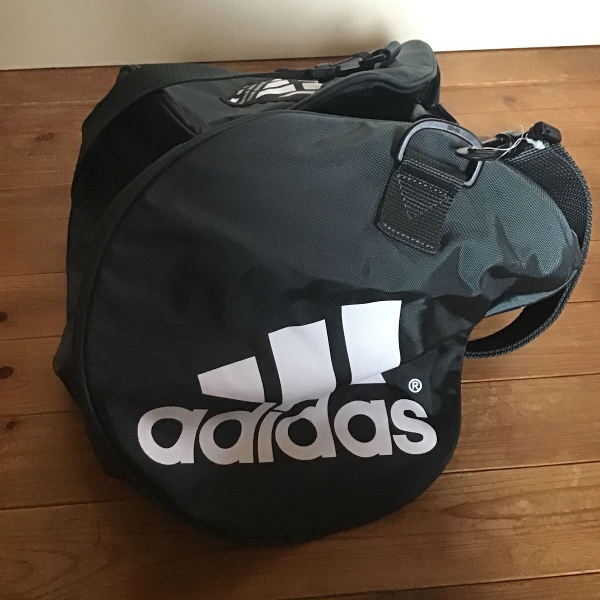 美品　adidas アディダス 2way ショルダーバッグ ボストンバッグ 旅行バッグ　グレー