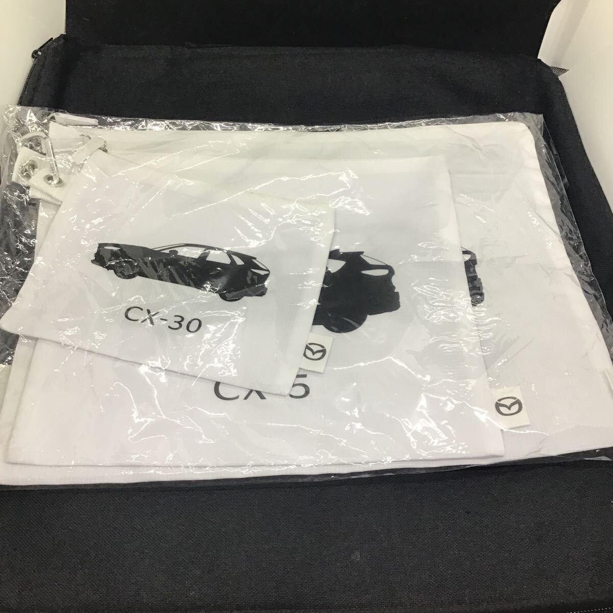 MAZDA CXー30 CXー５　CXー８　ポーチセット