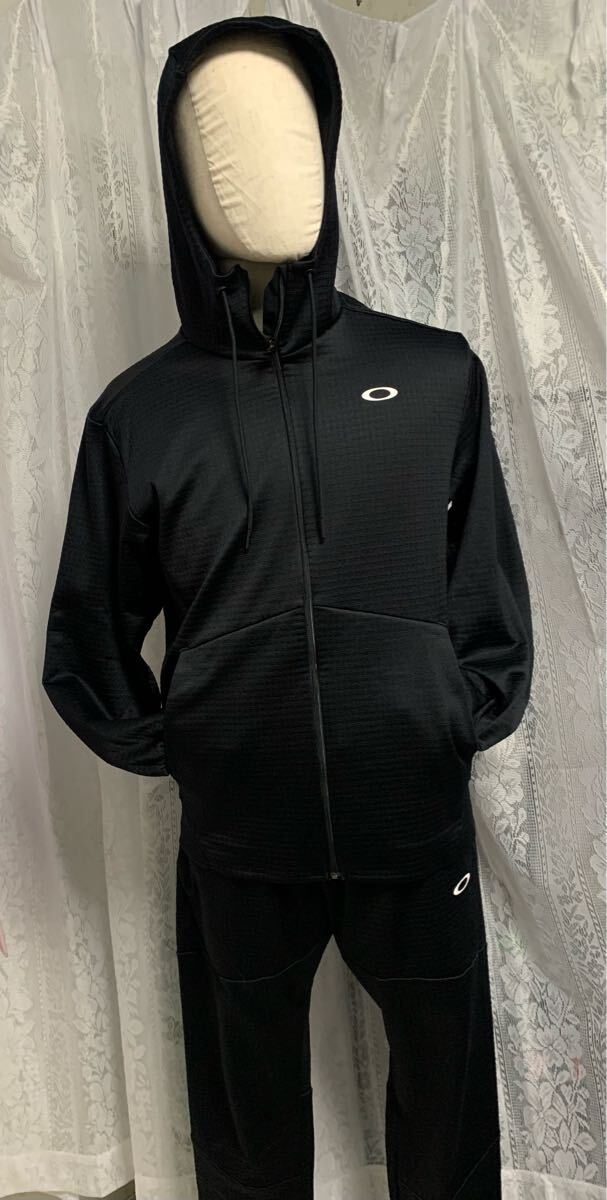 OAKLEY オークリー セットアップ ジャージ スポーツウエア 黒 OAKLEY オークリー セットアップ ジャージ スポーツウエア 黒