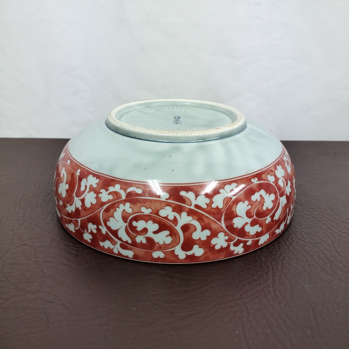 中古】美品 美濃焼 蛸唐草 大鉢 深鉢 雅東窯 たこ唐草模様 菓子 中古】美品 美濃焼 蛸唐草 大鉢 深鉢 雅東窯 たこ唐草模様 菓子
