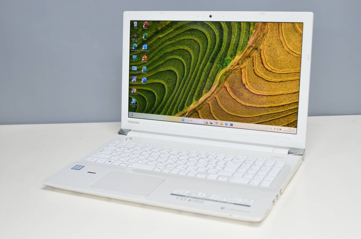 中古ノートパソコン 東芝 T55/EWD Windows11+office 新品爆速SSD256GB core i5-7200U/メモリ8GB/15.6インチ/webカメラ/無(wú)線(xiàn)/ブルーレイ搭載