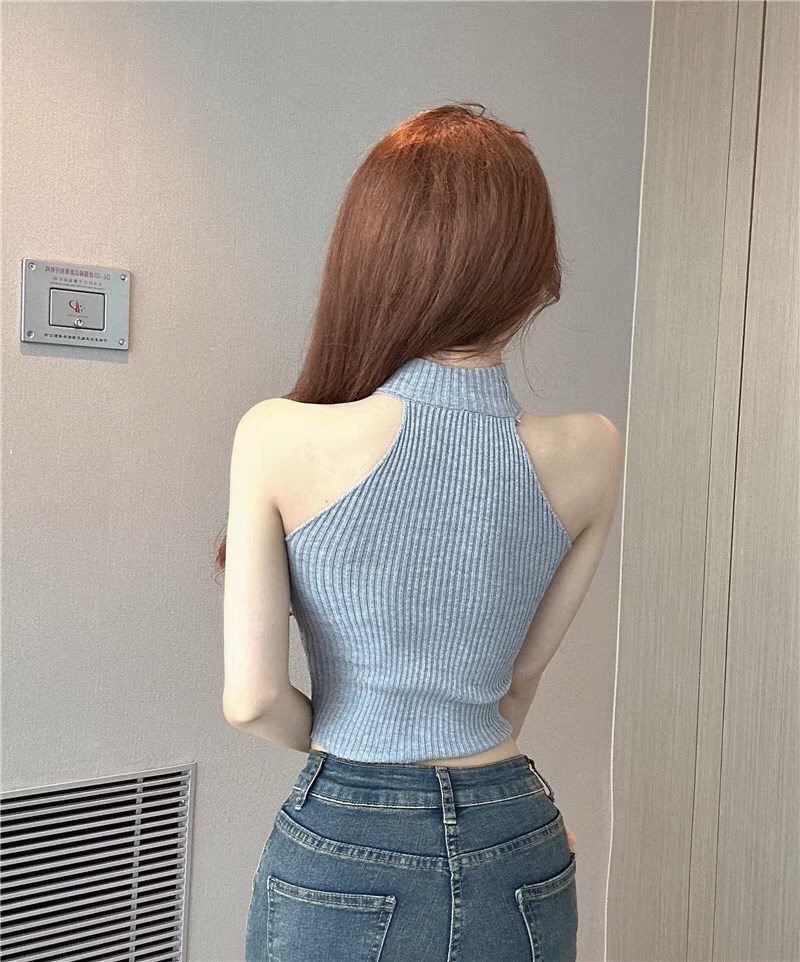 ラス1*新品【魅惑Style】セクシー? 良質(zhì) とろみ素材 バタフライ 蝶々 チャーム 付 リブ 素材 ノースリーブ トップス 白 ホワイト