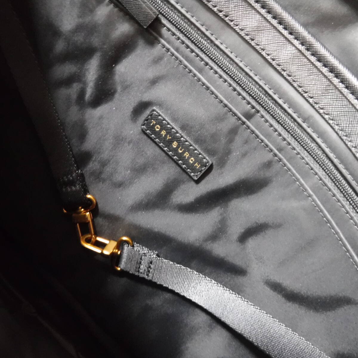  налог не необходимо специальная цена стандартный магазин покупка превосходный товар!TORY BURCH Tory Burch чёрный мужчина женщина наклонный OK Mark входить довольно большой сумка на плечо! бирка иметь термос бутылка карман иметь 