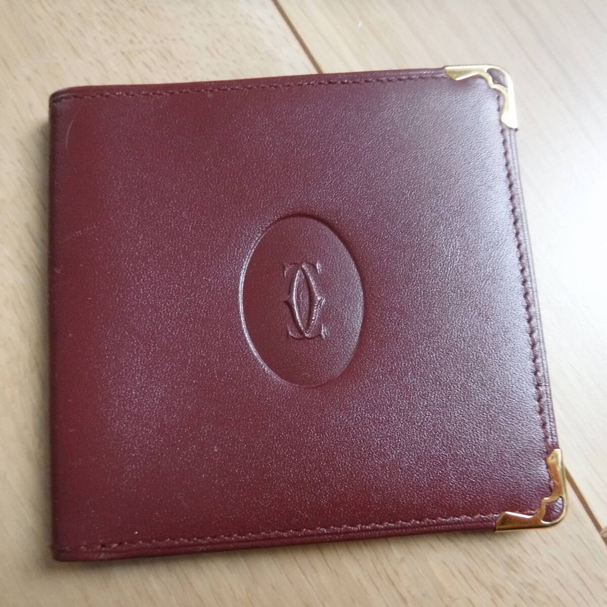  налог не необходимо специальная цена прекрасный товар!Cartie Cartier бордо Mark печать складывающийся пополам . inserting кошелек!