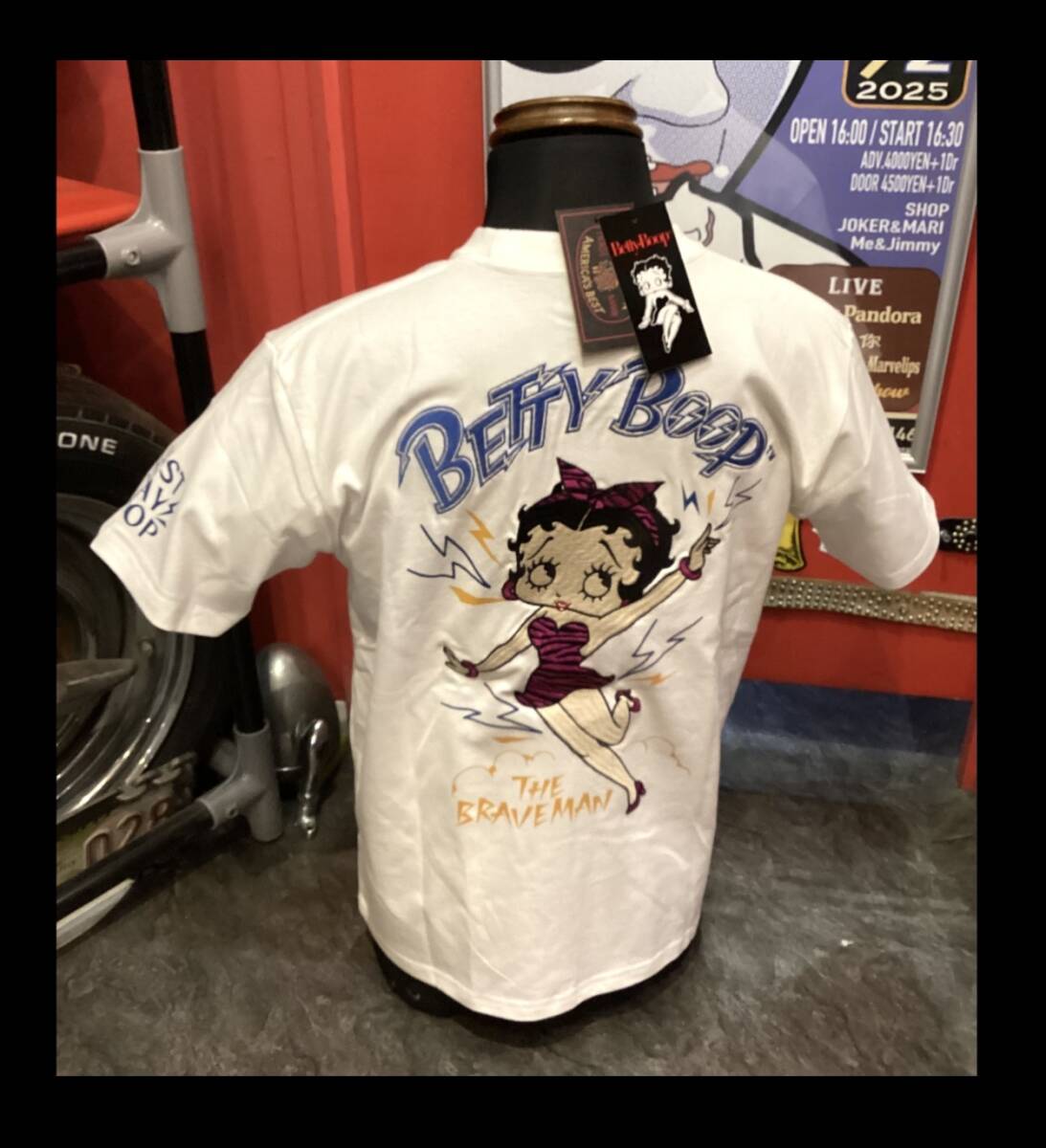 ベティブープ★新品★2511★Tシャツ【XLサイズ】白★BETTYBOOP★THEBRAVEMAN★BBB-2511★刺繍★ネバーマインド★アメリカンロングリバー55