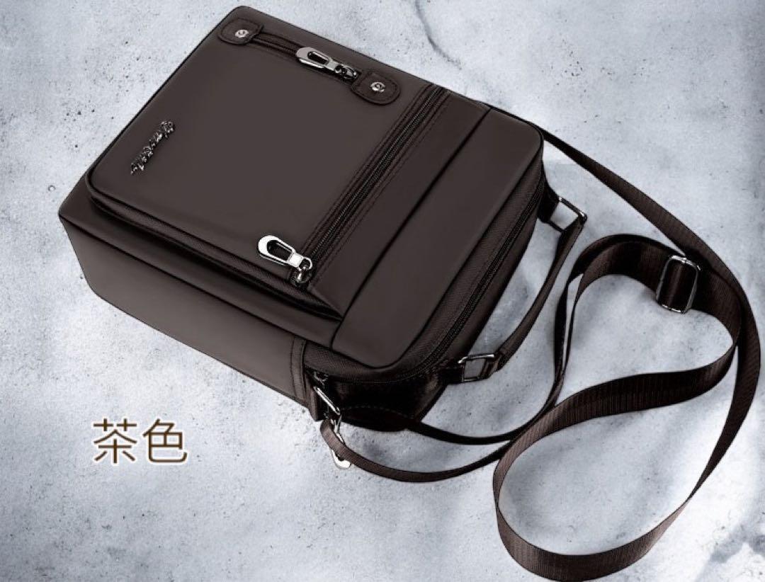 ショルダーバッグ 斜め掛け 肩掛け メンズ レディース メインポケット２ 軽量 ビジネス ハンドバック 持ち手 茶色 新品 最短発送 送料無料