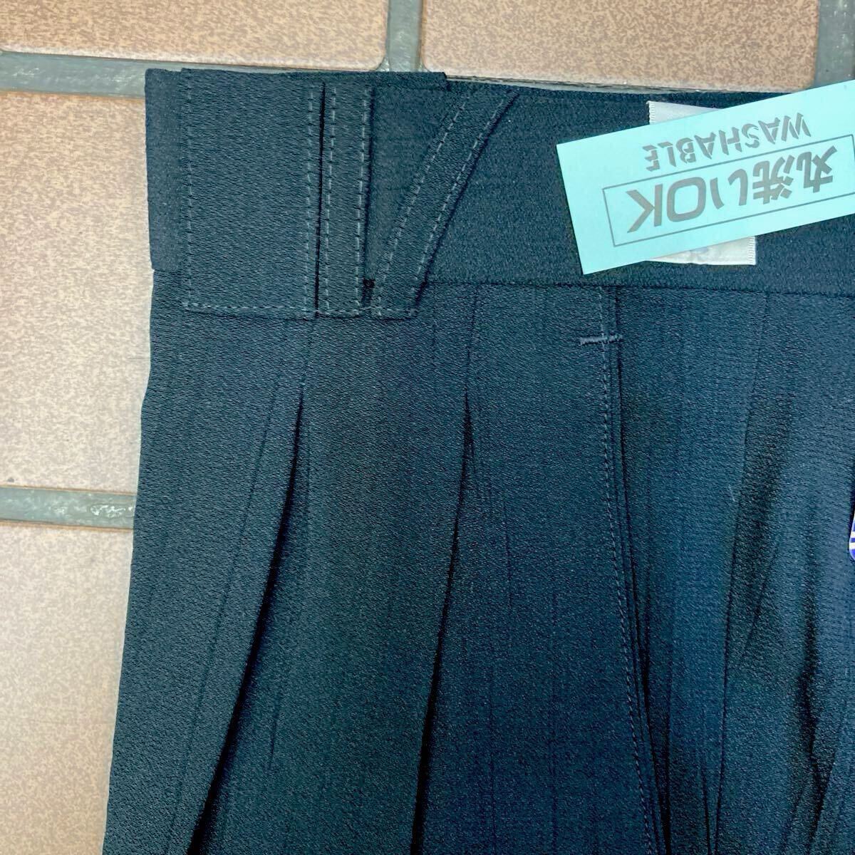 ｛新品｝前ループがオシャレなパンツ ビジネス カジュアル ゴルフ スラックス サイズ 88cm 2タック 吸汗帯電防止 丸洗いOK ブラック 楊柳_画像3