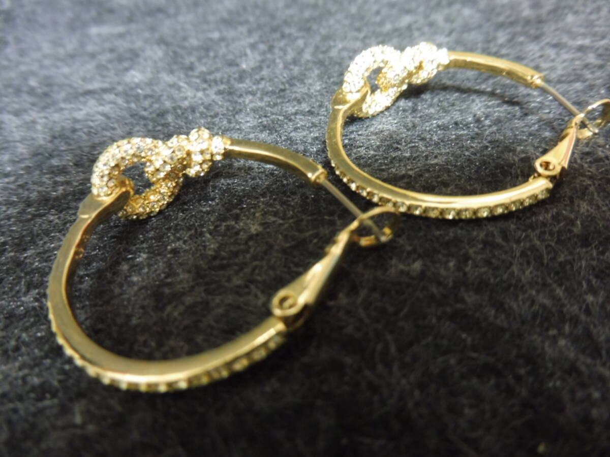  новый товар с ящиком SWAROVSKI Swarovski серьги оттенок золота Swaro аксессуары (60