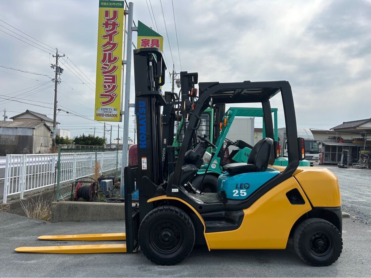 コマツKOMATSUフォークリフトFG25C-15/2.5トン ガソリン車/5102H