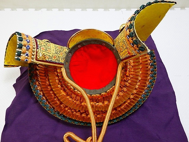 * кукла для празника мальчиков шлем украшение *H202 Helmet Decoration for May Doll Display