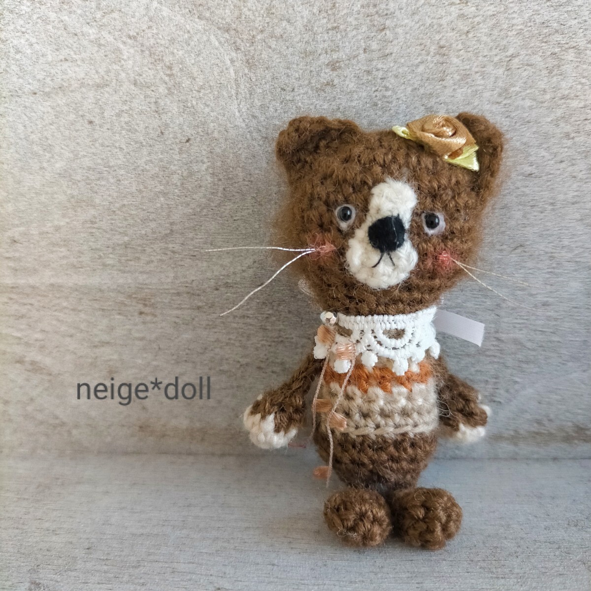 小さな編みぐるみネコさん ハンドメイド 猫 あみぐるみ 手作り 小さな編みぐるみネコさん ハンドメイド 猫 あみぐるみ 手作り