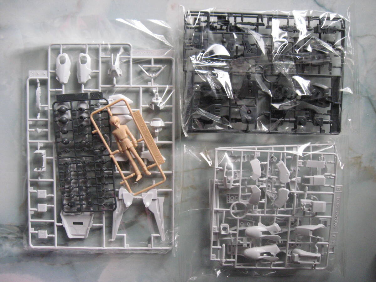 1/100 GAT-X105エールストライクガンダム バンダイ当時品未開封 1/100 GAT-X105エールストライクガンダム バンダイ当時品未開封