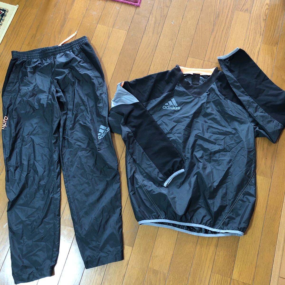 アディダス ジャージジャケット上下セット& Lサイズポリエステル アディダス ジャージジャケット上下セット& Lサイズポリエステル