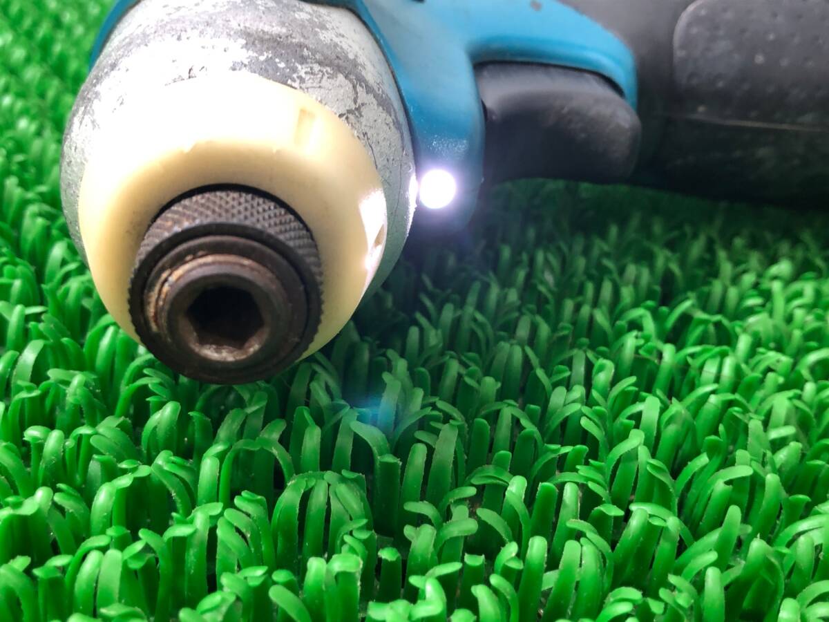 !_ б/у товар электроинструмент makita( Makita ) 10.8V ударный инструмент TD090D( батарея x1/ зарядное устройство ) электроотвертка. салон. IT0CTPZI9Z8P