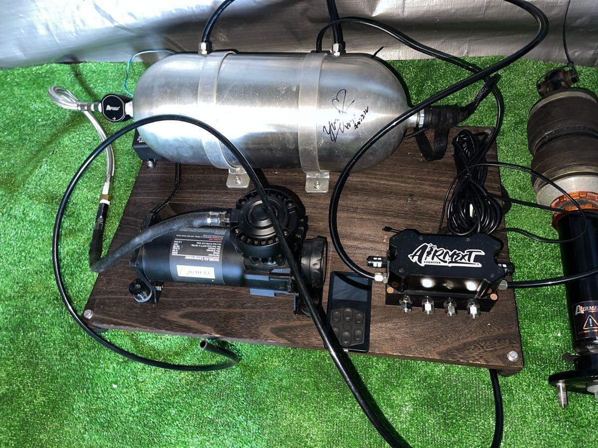 AIRMEXT エアーサスペンション フルセット 全部取り出し出品 車 AIRMEXT エアーサスペンション フルセット 全部取り出し出品 車