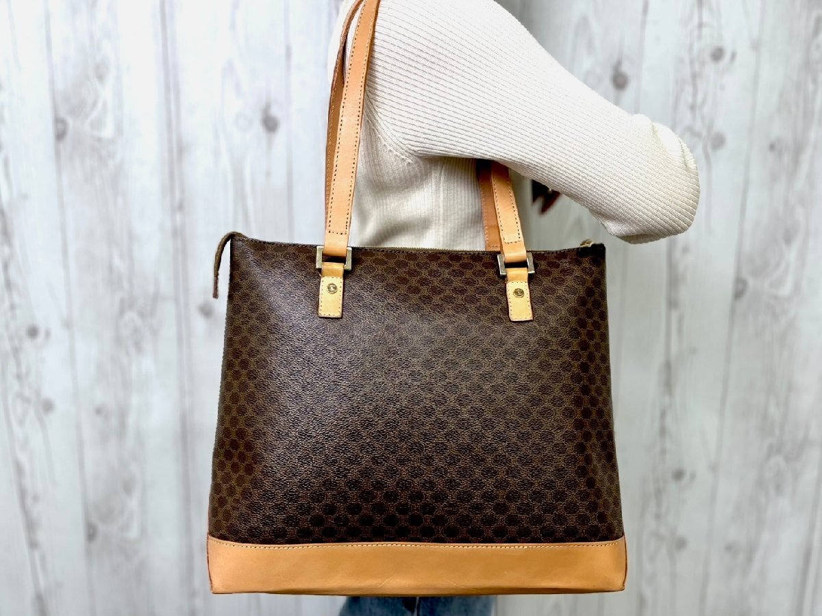 極美品 CELINE セリーヌ マカダム柄 トートバッグ ハンドバッグ 極美品 CELINE セリーヌ マカダム柄 トートバッグ ハンドバッグ