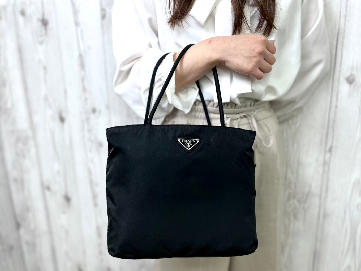 極美品 PRADA プラダ テスート ハンドバッグ トートバッグ 極美品 PRADA プラダ テスート ハンドバッグ トートバッグ