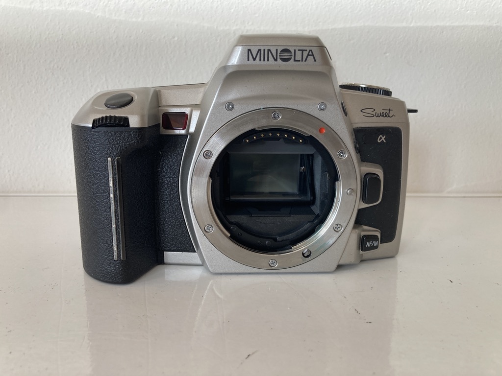 12752) MINOLTA SWEET