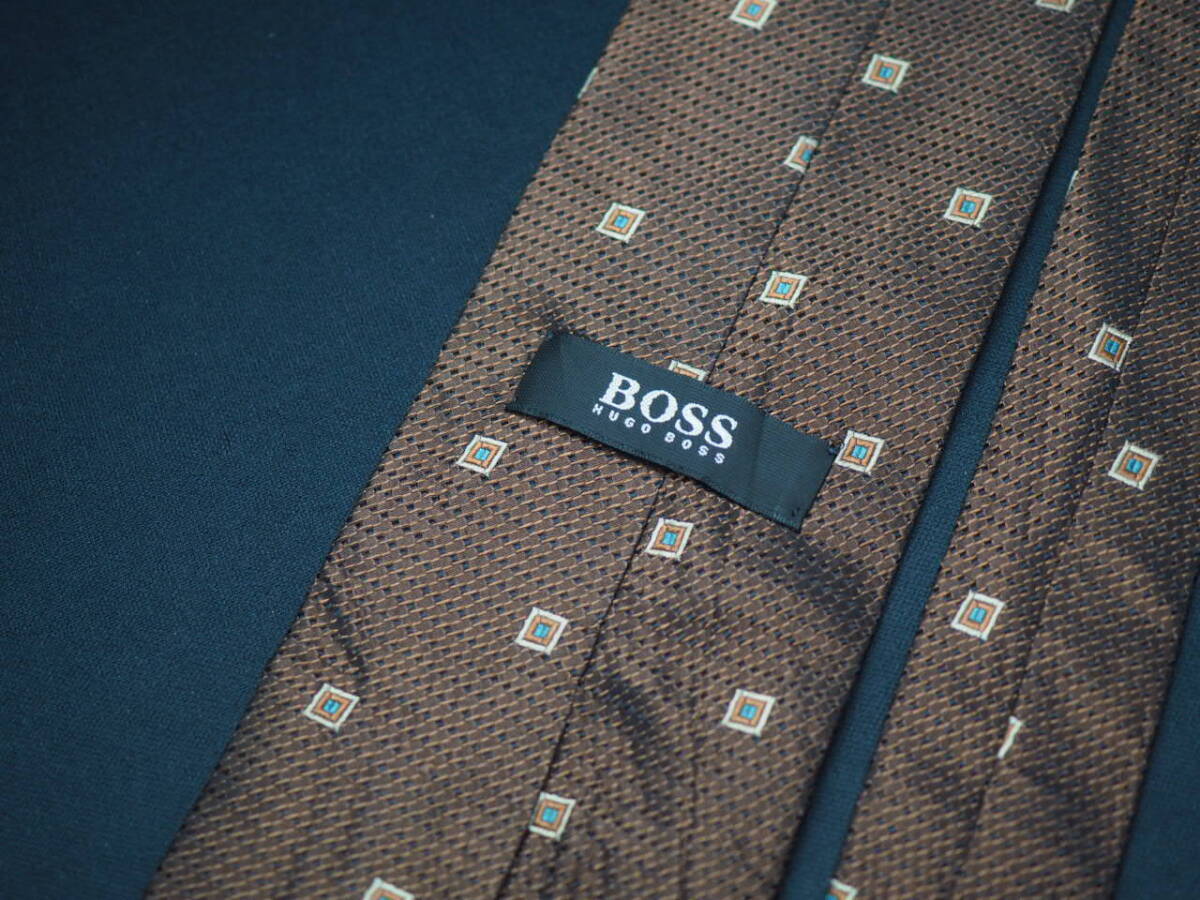 【HUGO BOSS ヒューゴ ボス】 D1951 ブラウン系 SILK ブランド ネクタイ 古着 良品_画像4