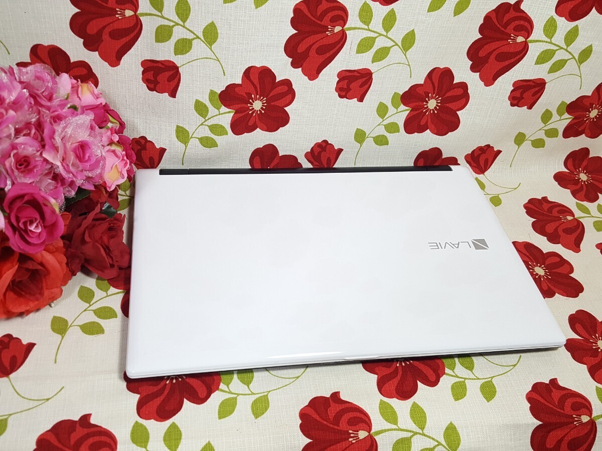 爆速Windows11/新品マウス付き/大人気NEC LAVIEホワイト色/7世代