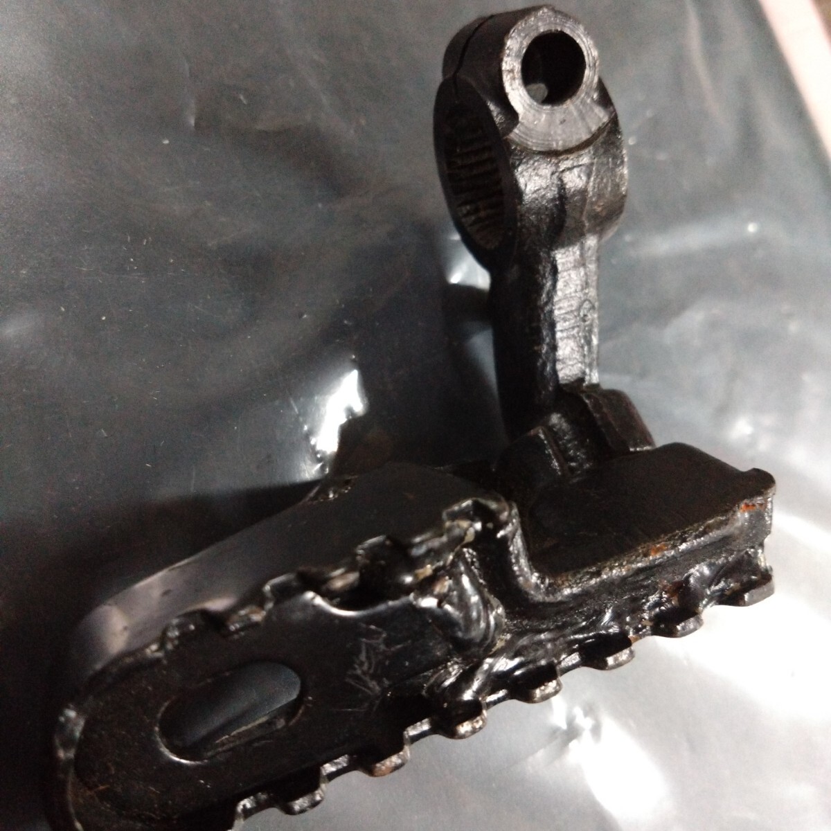 YAMAHA ヤマハ MX250 純正 ステップ 左右セット_画像4