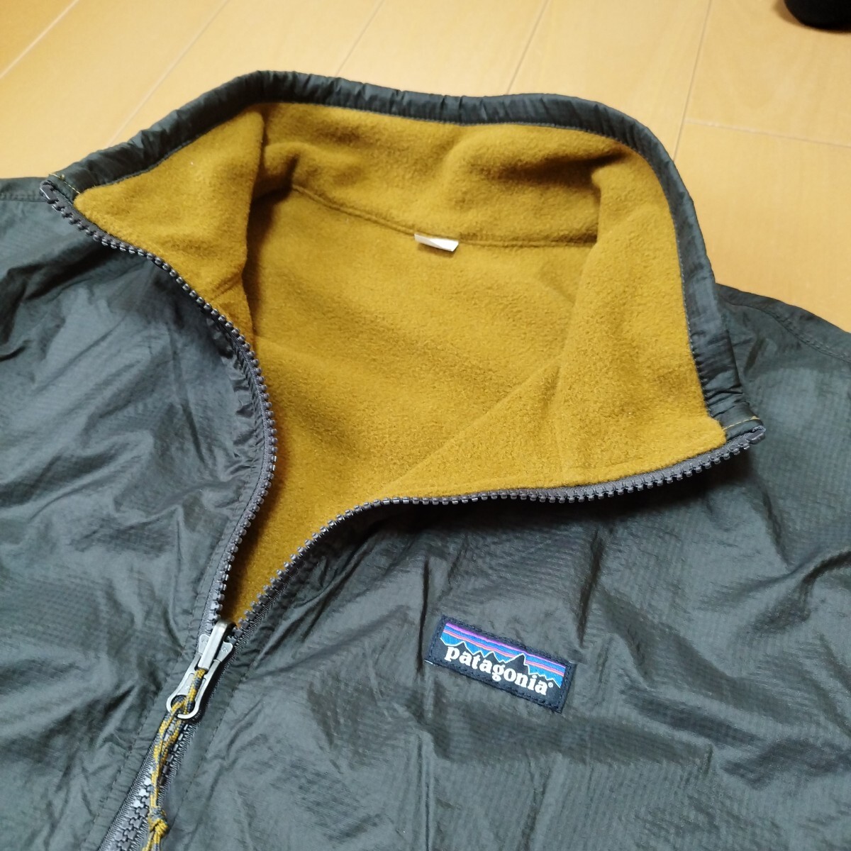 パタゴニア Lightweight R4 Jacket フリース ジャケット L パタゴニア Lightweight R4 Jacket フリース ジャケット L
