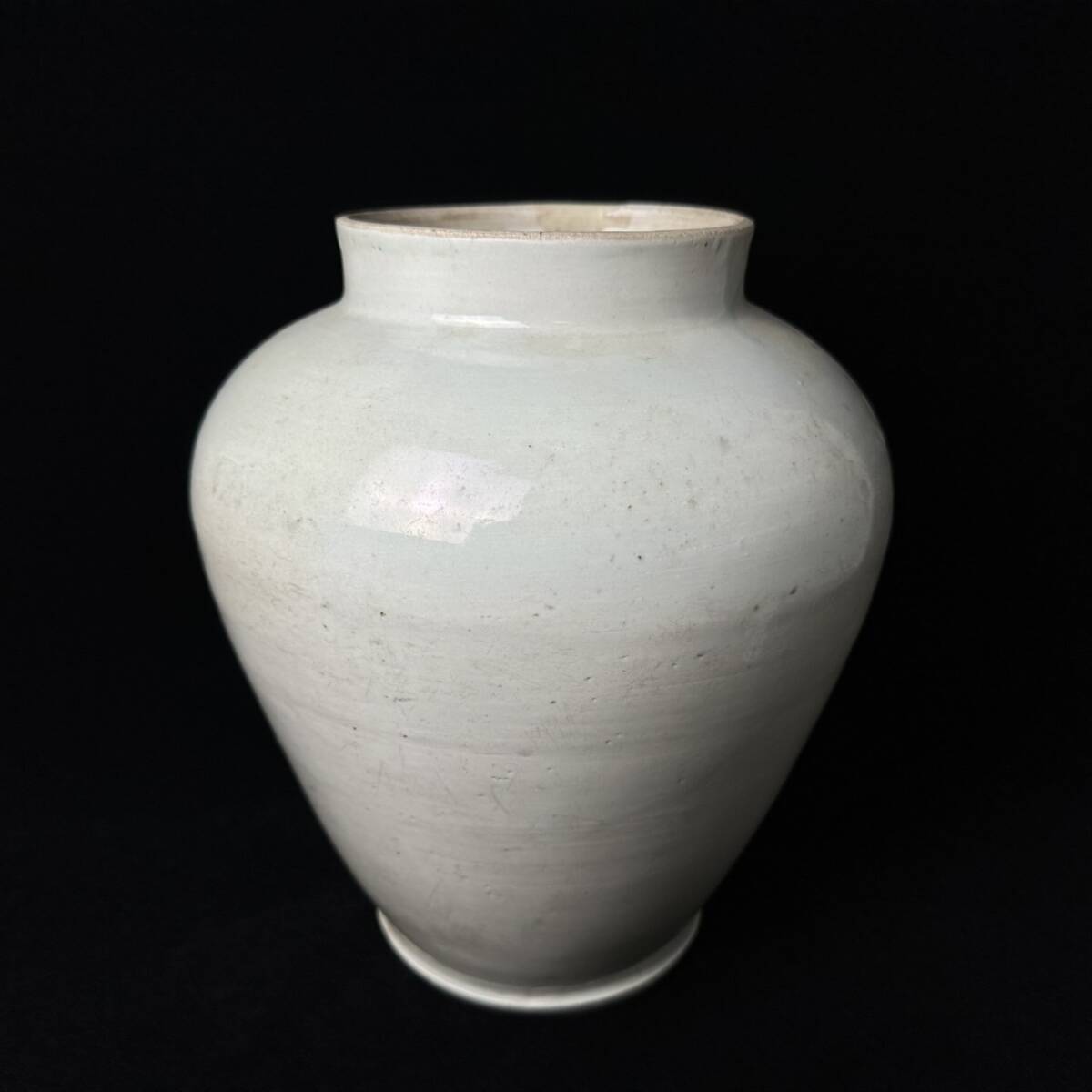 コレクター買取品 中国/朝鮮美術 李朝 白磁壷 26㎝ 朝鮮古陶 飾 コレクター買取品 中国/朝鮮美術 李朝 白磁壷 26㎝ 朝鮮古陶 飾