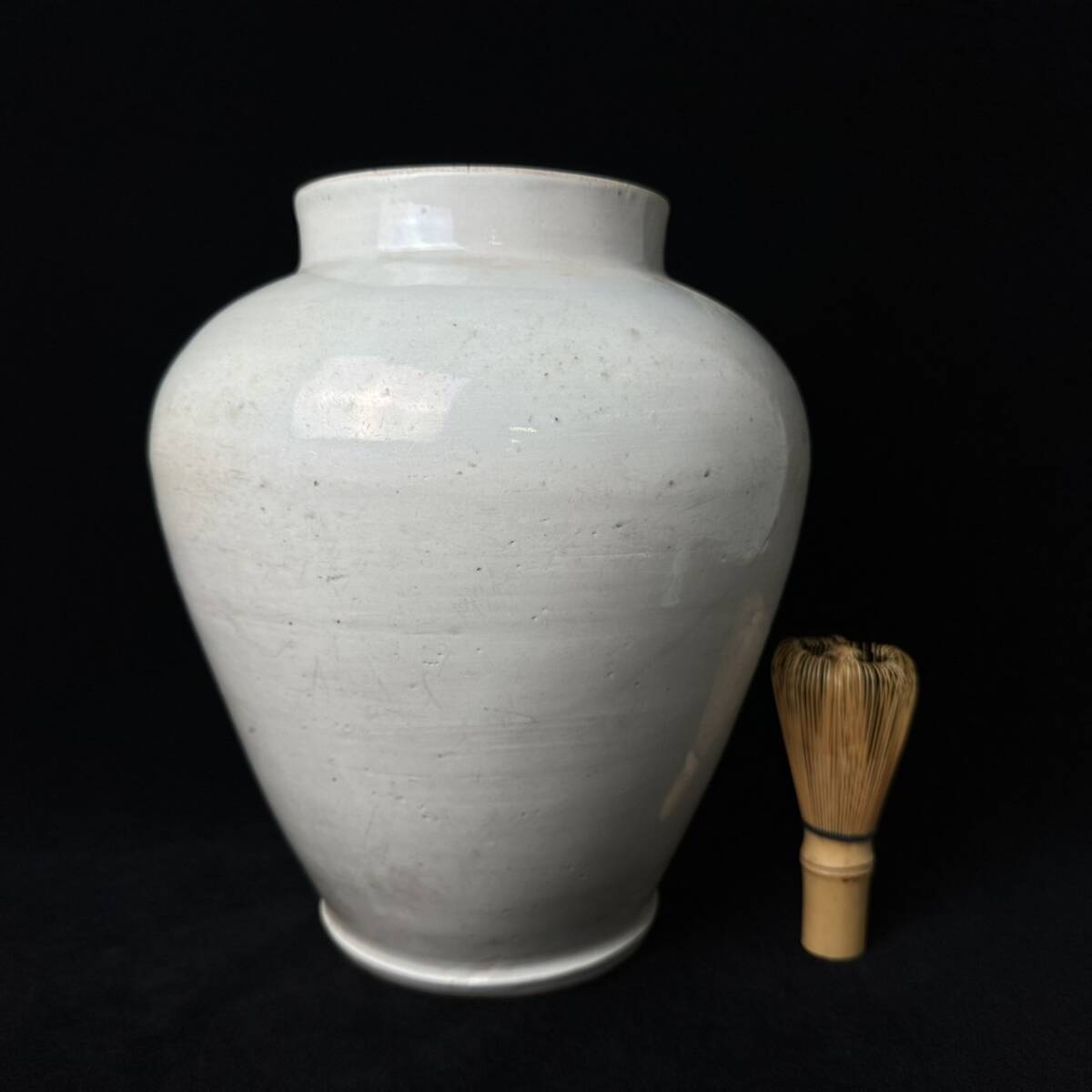 コレクター買取品 中国/朝鮮美術 李朝 白磁壷 26㎝ 朝鮮古陶 飾 コレクター買取品 中国/朝鮮美術 李朝 白磁壷 26㎝ 朝鮮古陶 飾