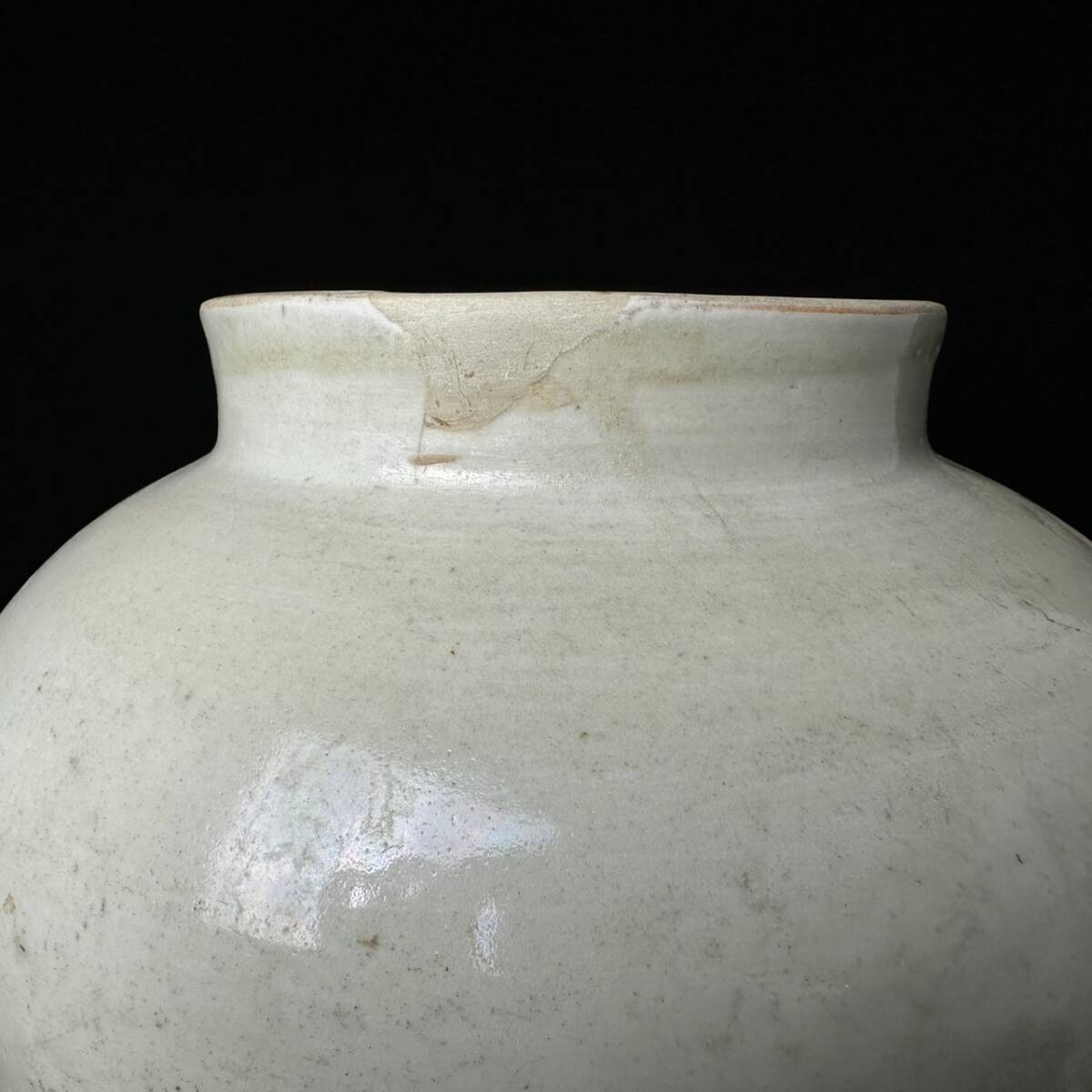 超人気ブティック 白磁壷 李朝 中国/朝鮮美術 コレクター買取品 超人気ブティック 白磁壷 李朝 中国/朝鮮美術 コレクター買取品