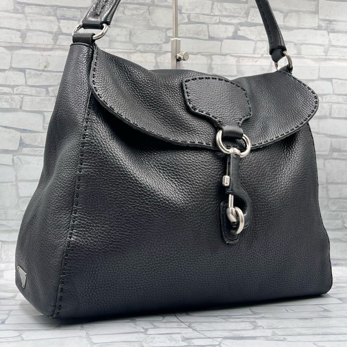 鑑定済み美品/希少】PRADA プラダ ハンドバッグ ワンショルダー 鑑定済み美品/希少】PRADA プラダ ハンドバッグ ワンショルダー