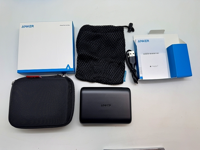 ☆★Anker PowerCore 15000 Redux (15000mAh モバイルバッテリー)ケース付★☆