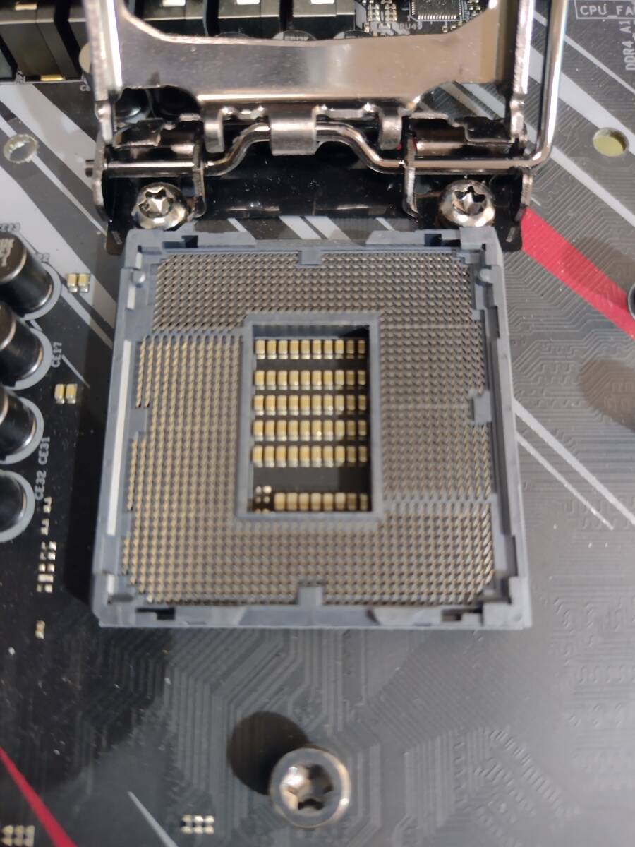 中古動作品 ASRock Z390 Phantom Gaming 6 第8世代第9世代 intel 中古動作品 ASRock Z390 Phantom Gaming 6 第8世代第9世代 intel