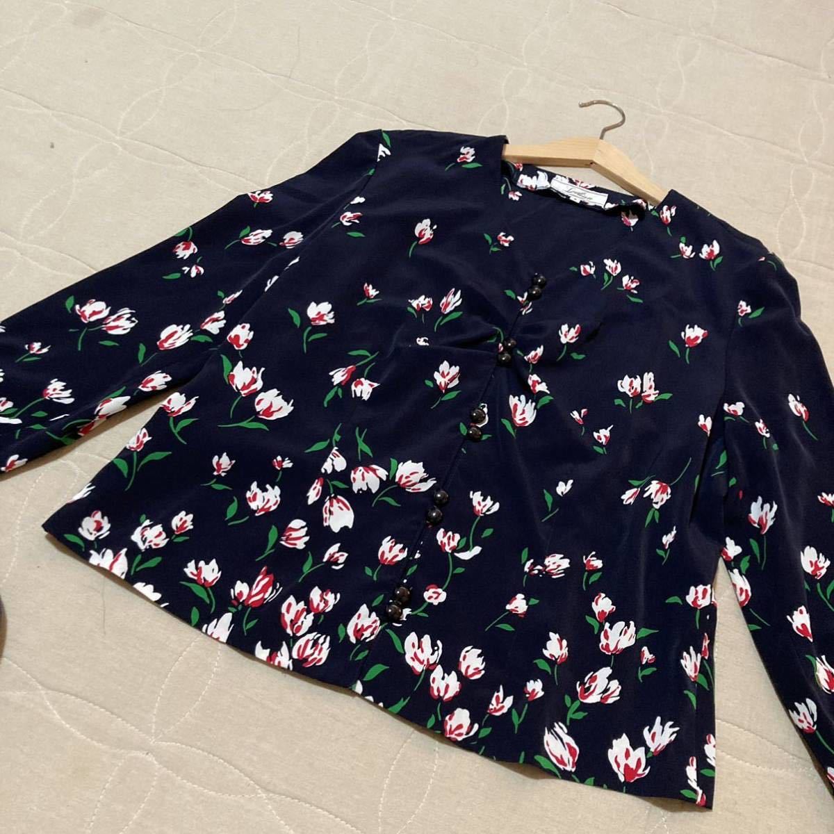1075＊レリアン 9＊1回着＊ネイビーにお花柄が大人可愛いセットアップ＊クリーニング済＊サイズ9_画像4