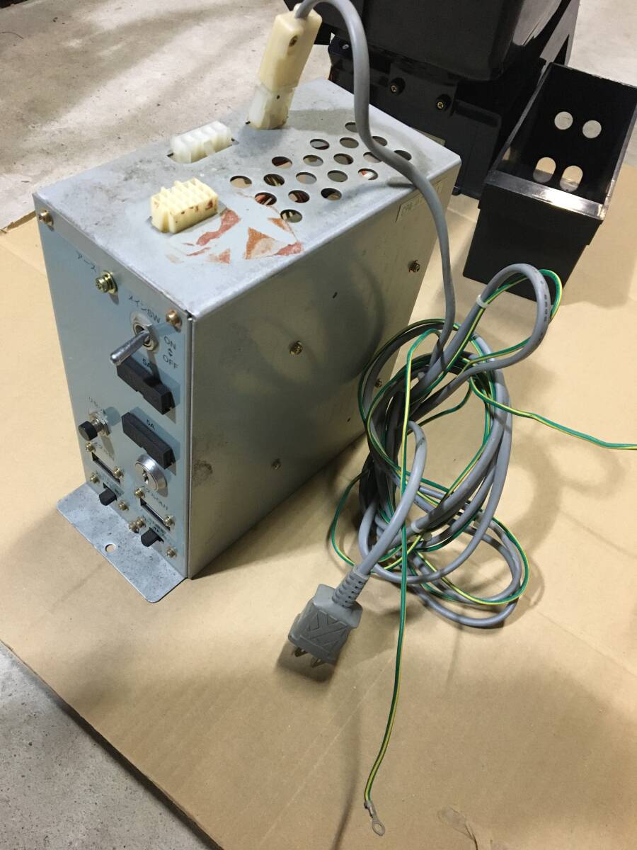 て*お様 パチスロ実機 部品 4号機 IGT 倒せ ダイナマイト筐体 て*お様 パチスロ実機 部品 4号機 IGT 倒せ ダイナマイト筐体