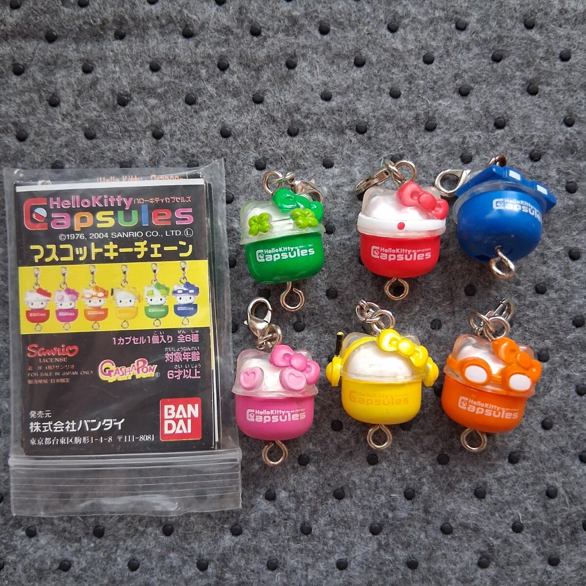 サンリオ 平成レトロ ガチャ ハローキティカプセル キティちゃん サンリオ 平成レトロ ガチャ ハローキティカプセル キティちゃん