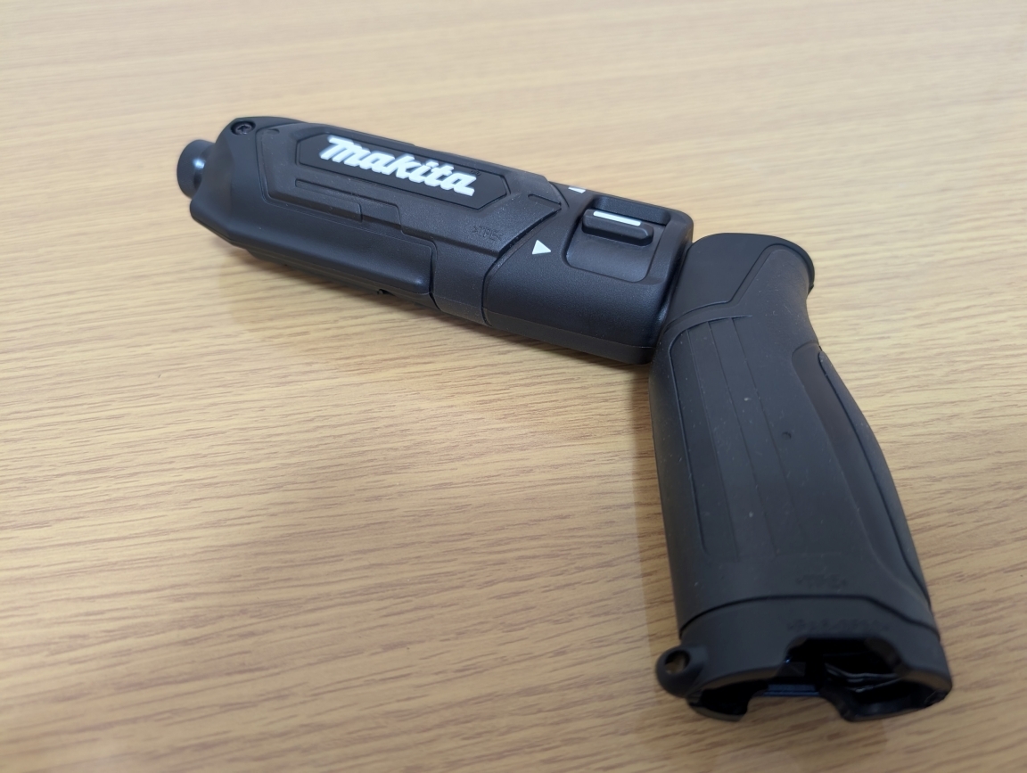 ★新品★ マキタ TD022DSHXB、BL0715【本体＋バッテリー】充電式ペンインパクトドライバー makita（充電器 DC07SB は付きません）TD022D