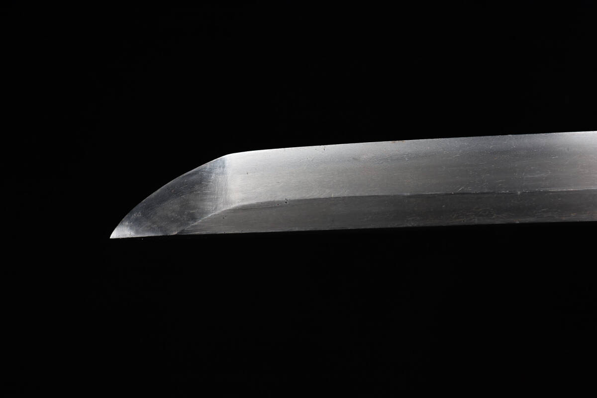 ◇雅◇ 時代 刀 銘 無銘 刀長 69.2cm 黒漆塗拵 南蛮鍔 肥後 縁頭 ◇雅◇ 時代 刀 銘 無銘 刀長 69.2cm 黒漆塗拵 南蛮鍔 肥後 縁頭