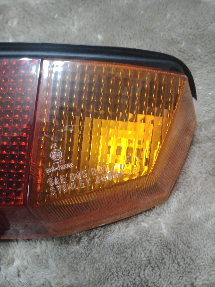 ★フュージョン　1型　MF 02　実働車(chē)外し 動(dòng)作確認(rèn)済みテールランプ