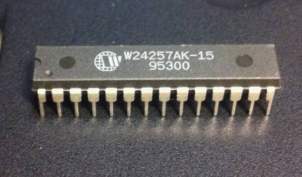 _高速SRAM Winbond W24257AK-15 15ns PDIP_画像1