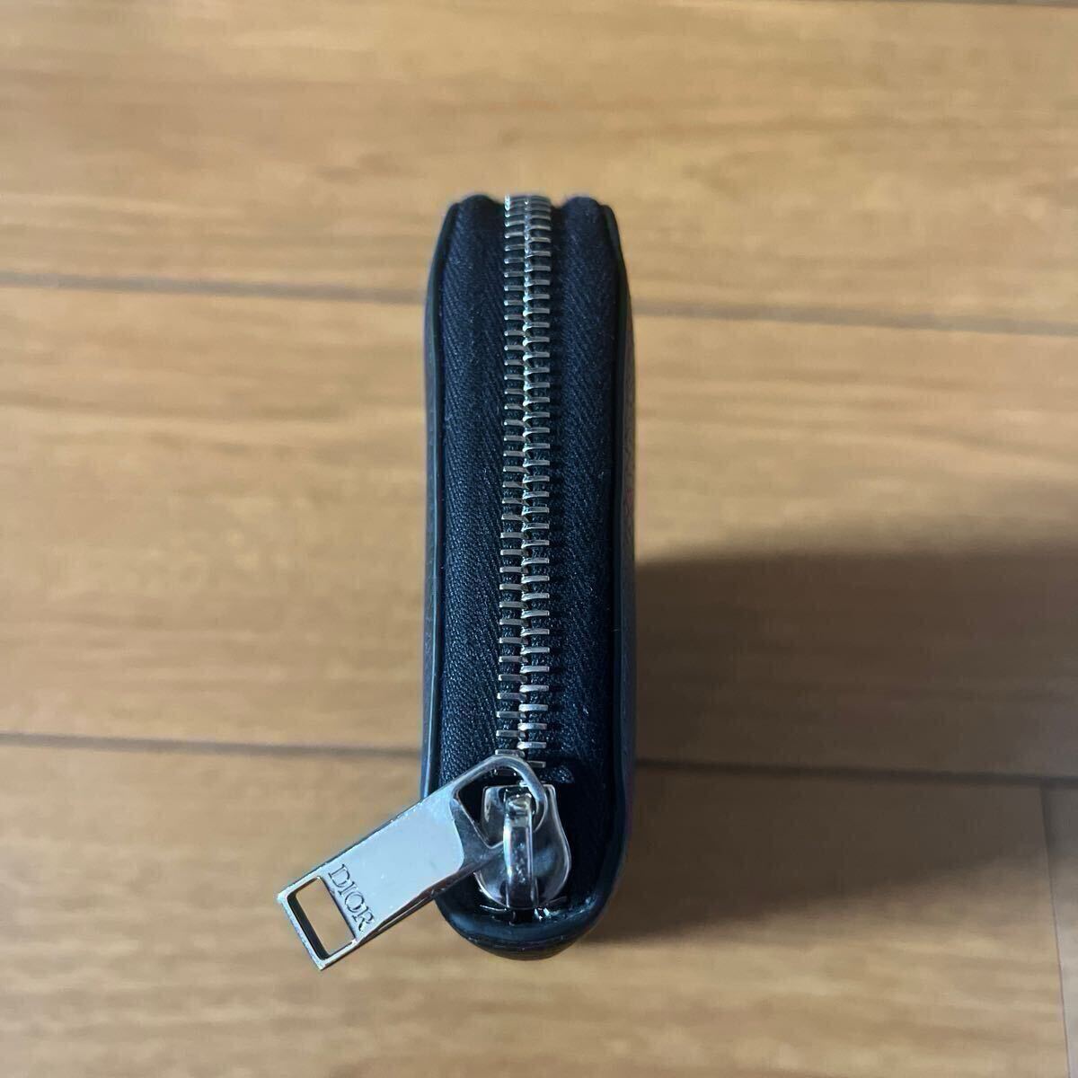 Dior CDアイコン ロングジップ長財布 グレインドカーフスキン