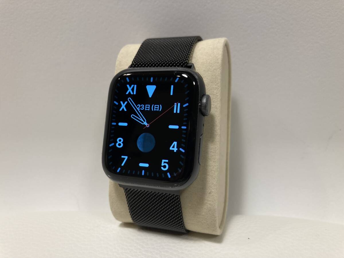 Apple Watch Nike Series 6 GPSモデル 44mm スペースグレイ Apple Watch Nike Series 6 GPSモデル 44mm スペースグレイ