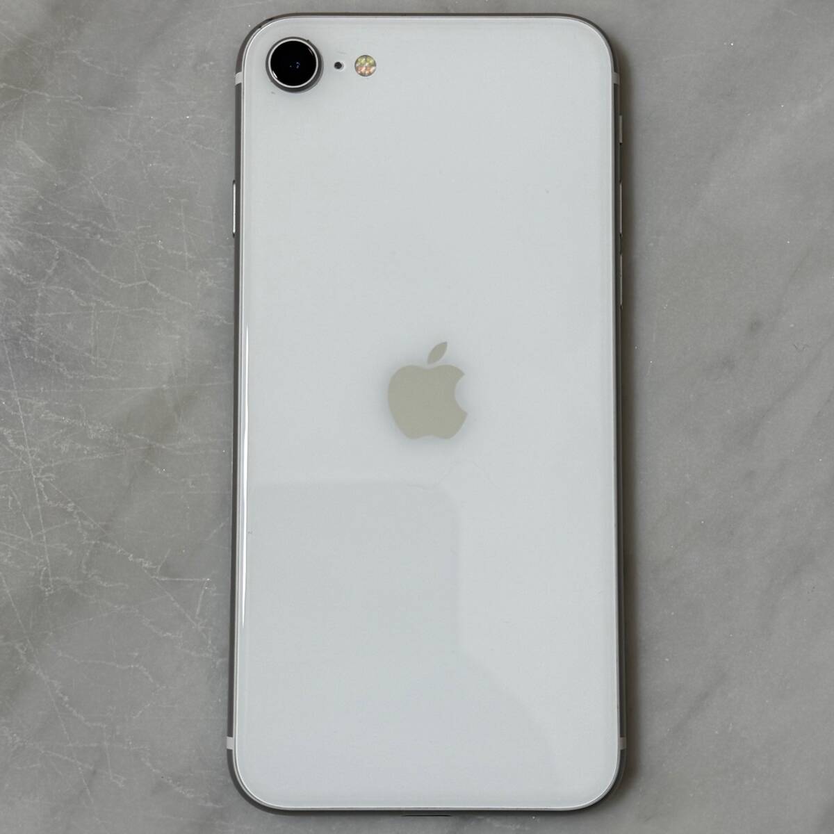 バッテリー89% SIMフリー iPhone SE 第2世代 128GB MXD12J/A バッテリー89% SIMフリー iPhone SE 第2世代 128GB MXD12J/A