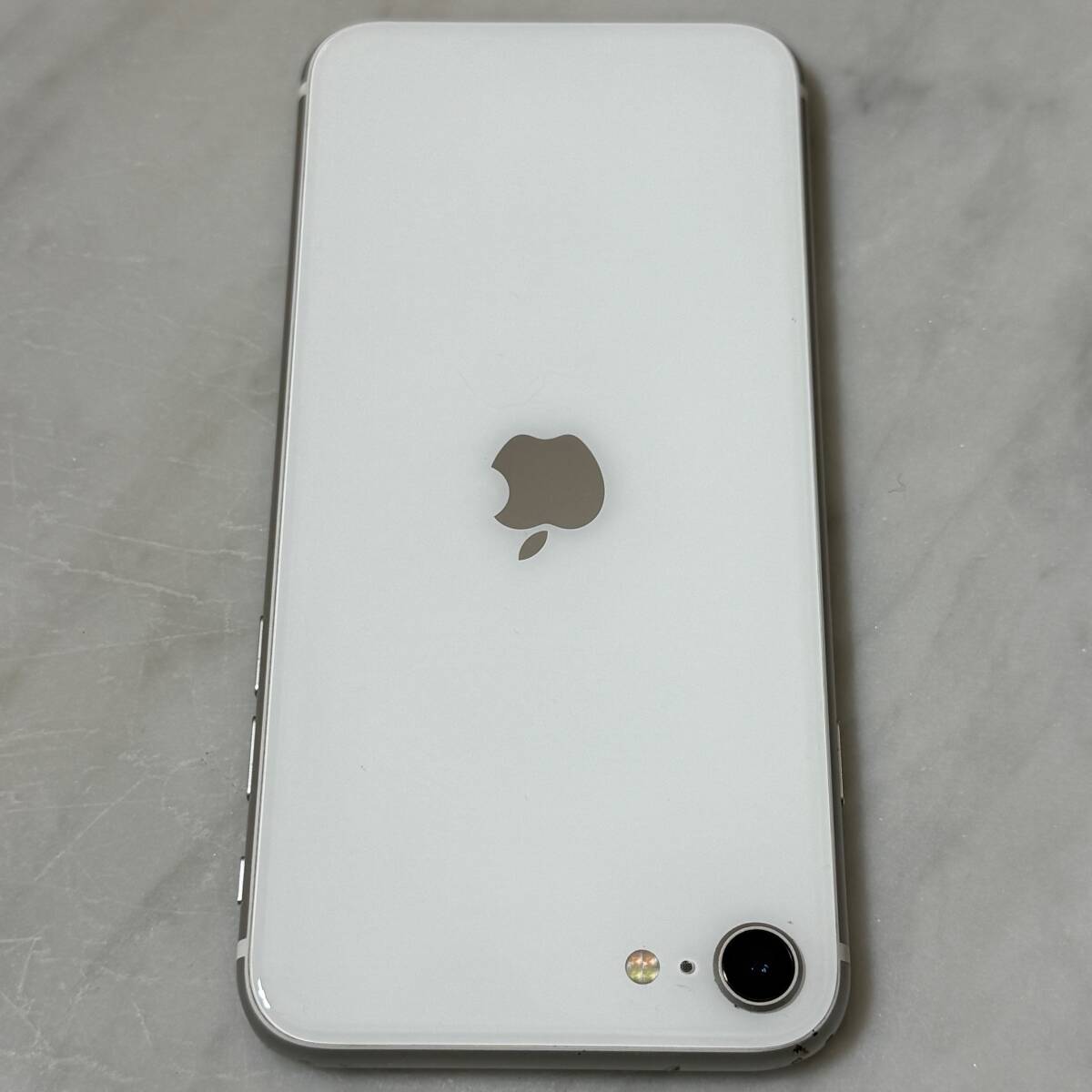 バッテリー89% SIMフリー iPhone SE 第2世代 128GB MXD12J/A バッテリー89% SIMフリー iPhone SE 第2世代 128GB MXD12J/A