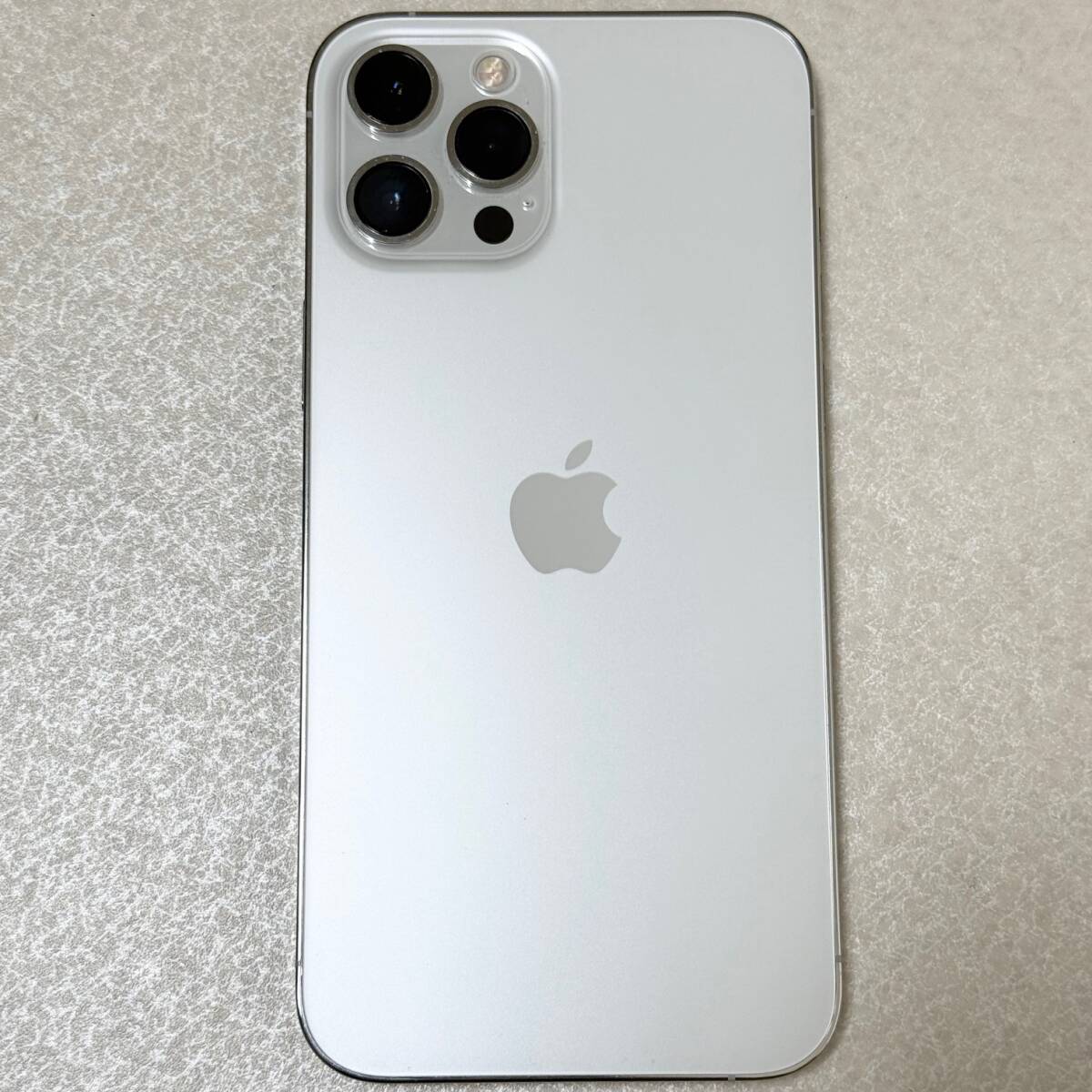 SIMフリー iPhone 12 Pro Max 512GB MGD43J/A バッテリー81 SIMフリー iPhone 12 Pro Max 512GB MGD43J/A バッテリー81