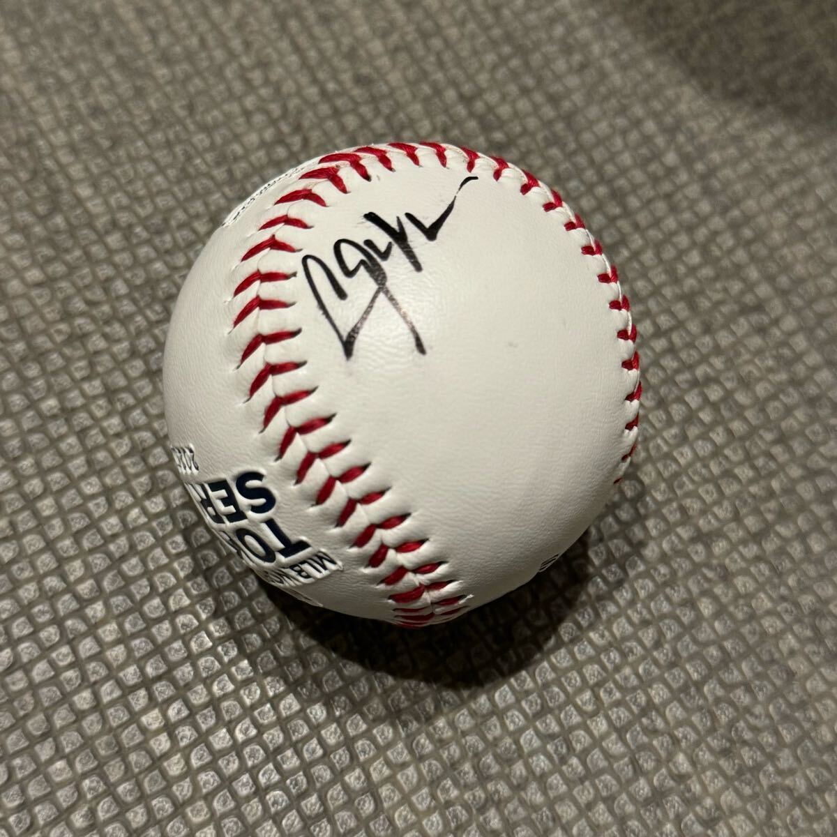 MLB Tokyo series ドジャース カーショウ 直筆サイン入り MLB Tokyo series ドジャース カーショウ 直筆サイン入り